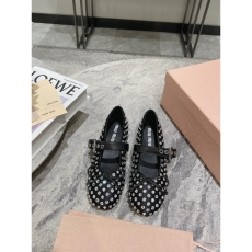 Miu Miu flat shoes